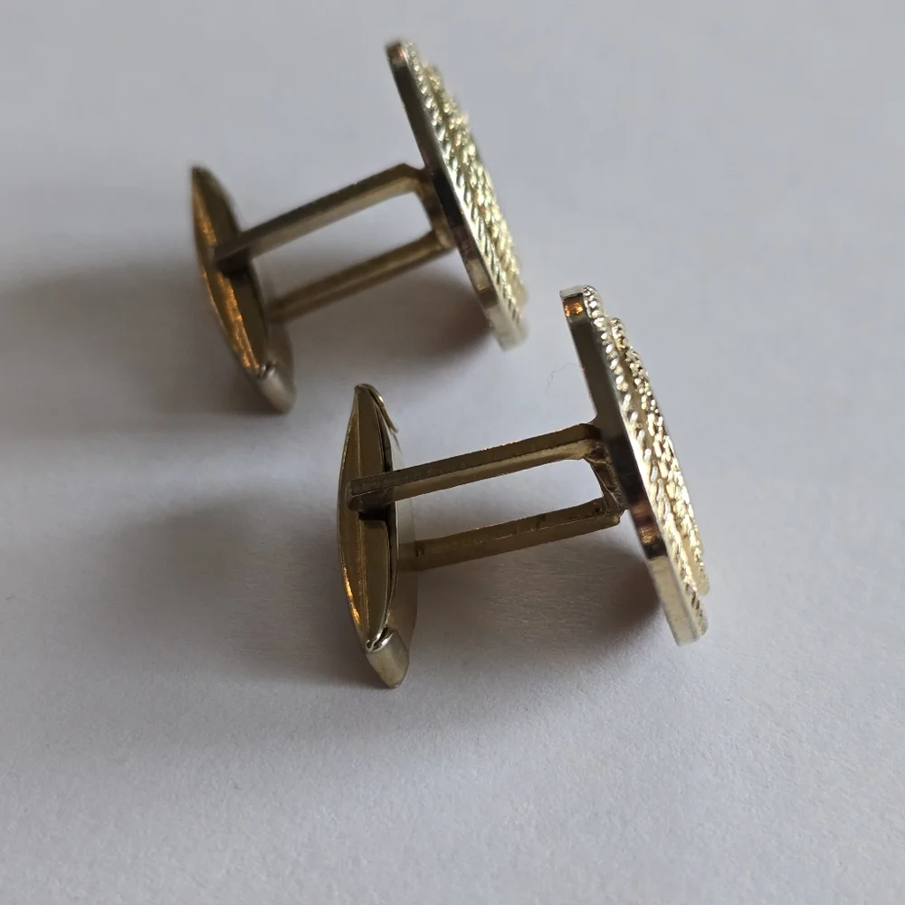 Vintage round cuff links faded gold tone metal circle cufflinks mens jewelry